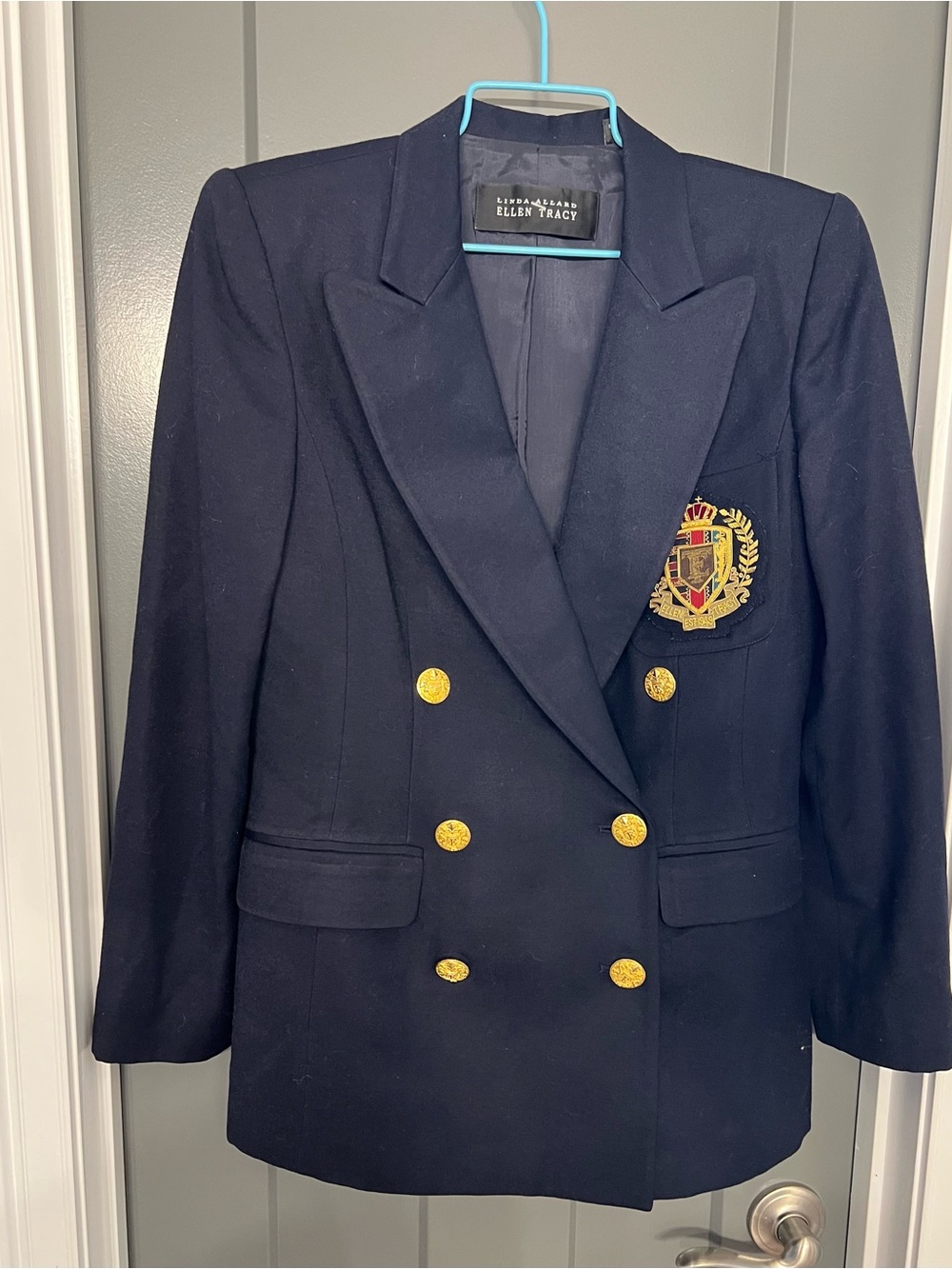 Ellen Tracy Navy Double-Breasted Blazer with Gold Crest size 6